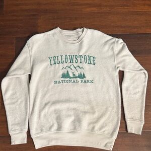 Vintage Yellowstone National Park Sweatshirt